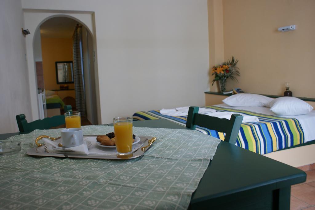 Jason Studios & Apartments Naxos City Room photo